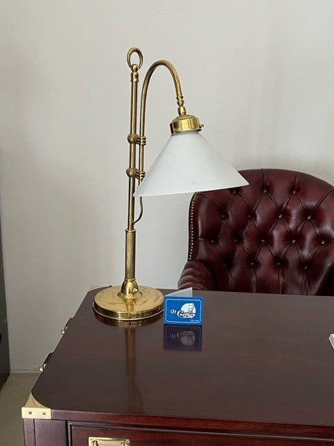 Lampada originale con vetro bianco