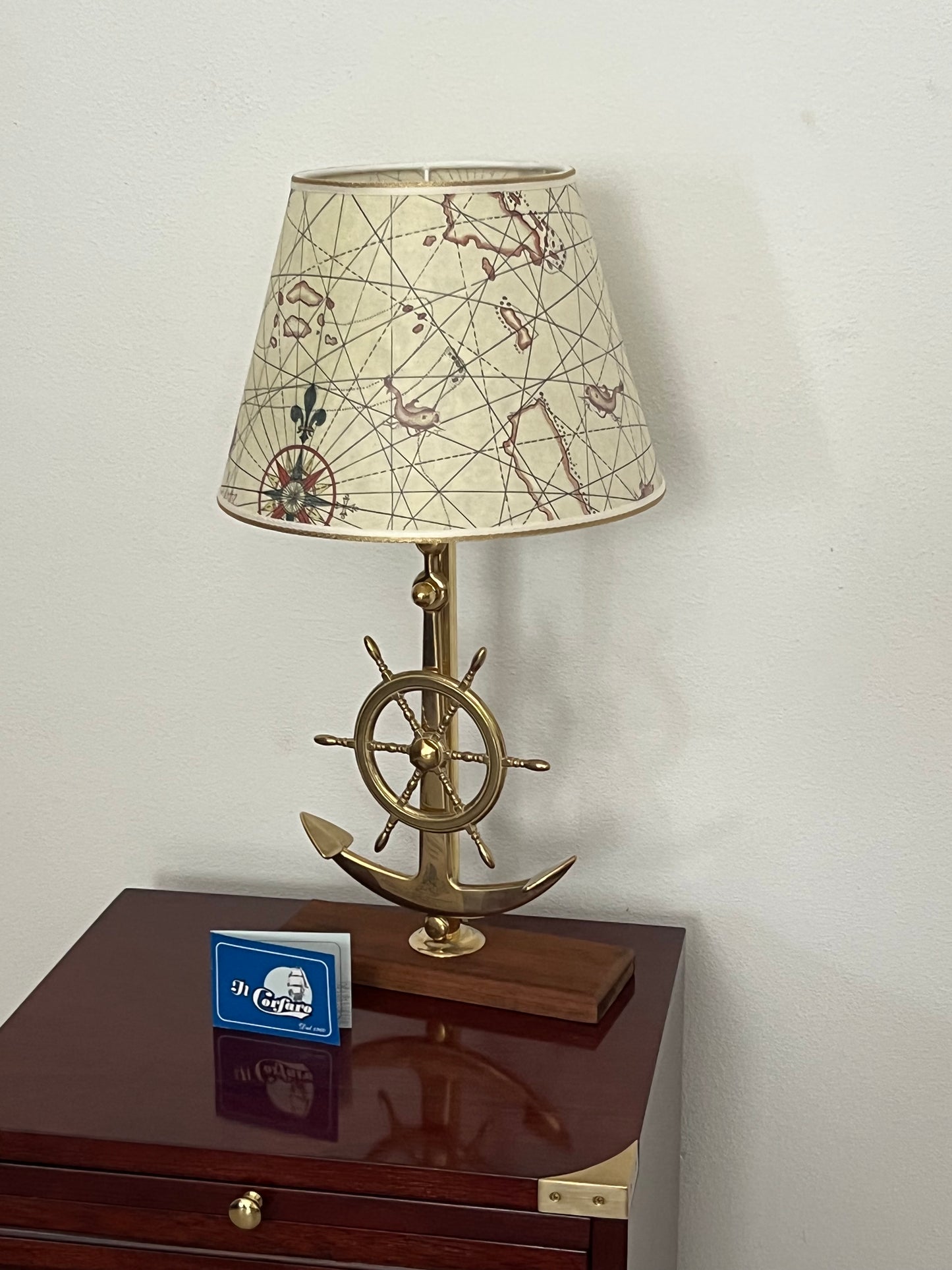 Lampada stile marina con ancora
