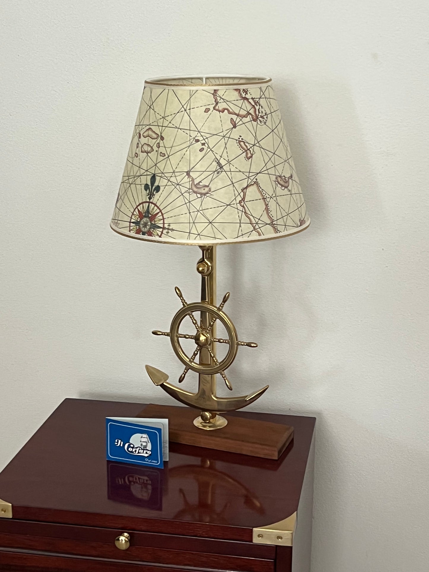 Lampada stile marina con ancora