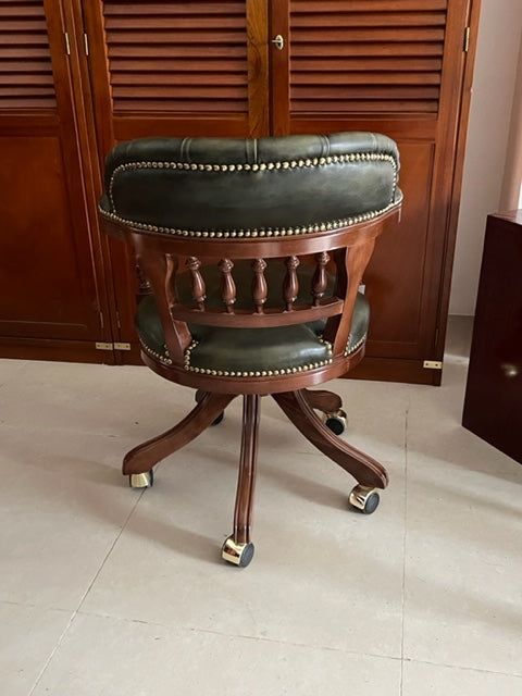 Poltrona modello Marina in vera pelle stile marina made in italy