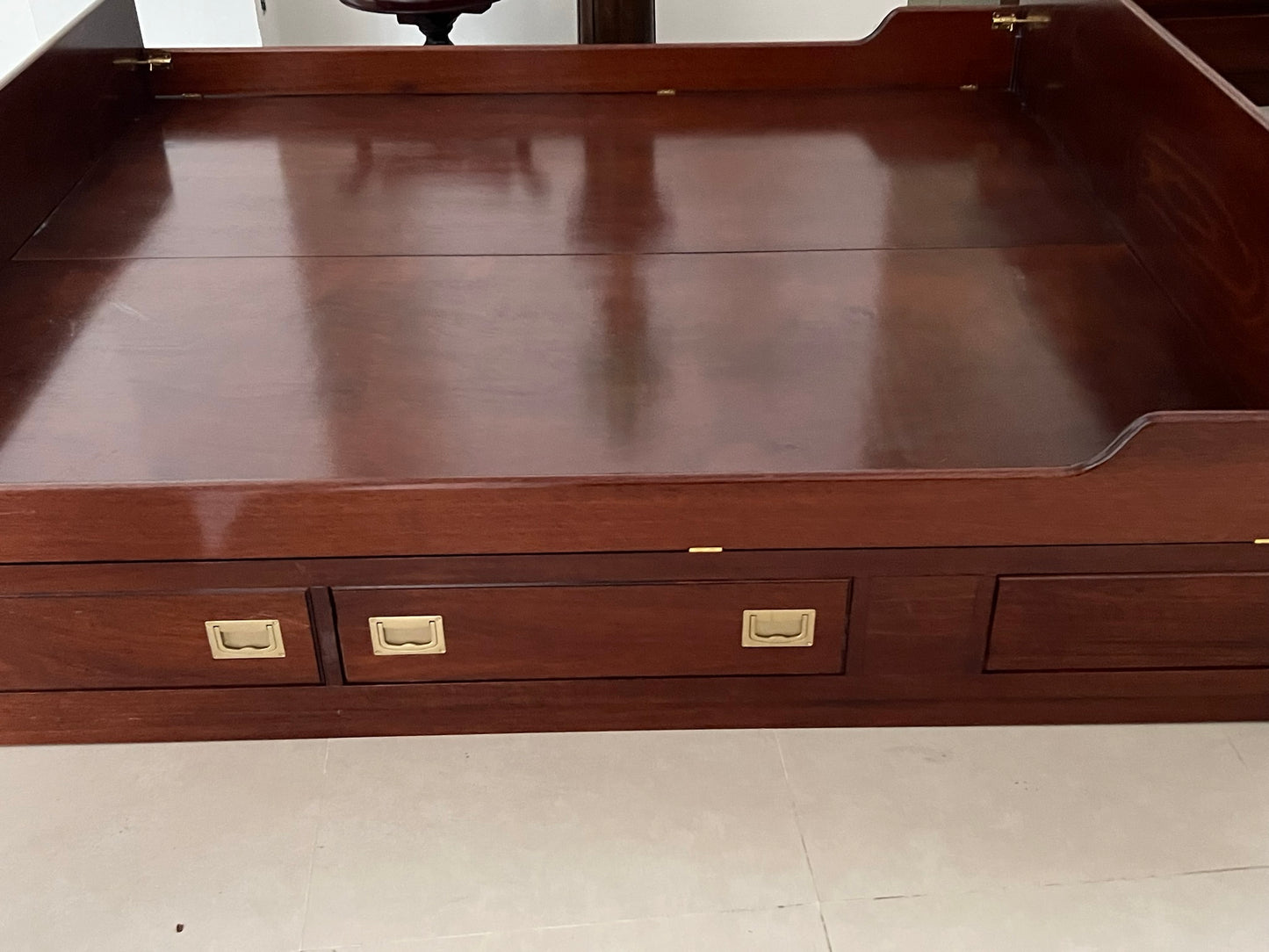 Letto matrimoniale classico stile marina