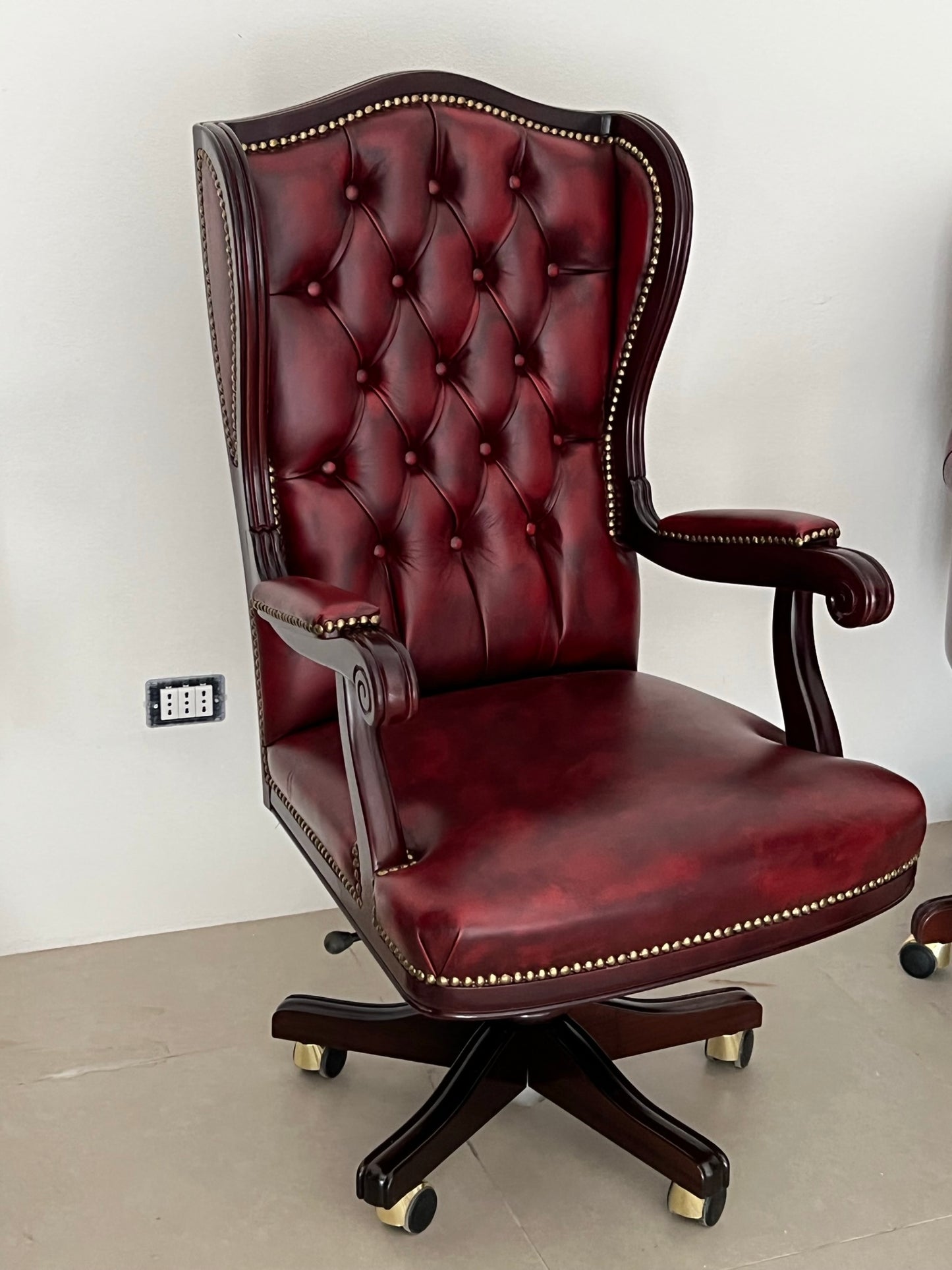 Poltrona Dirigenziale in vera pelle Stile Marina artigianale made in Italy