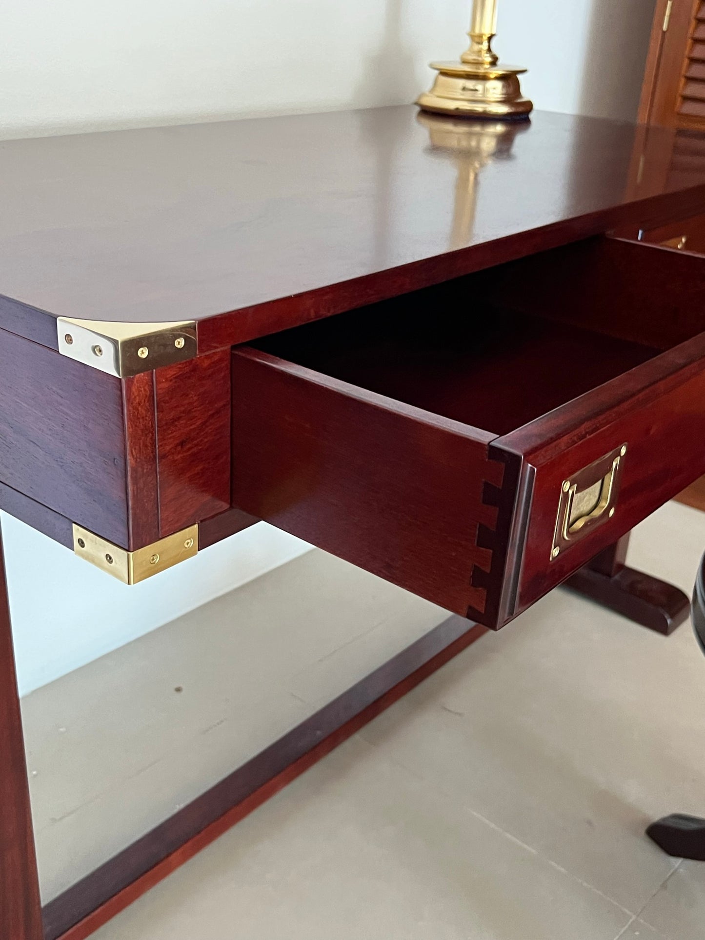 Scrivania modello Scrittorio Shat artigianale Stile Marina made in Italy