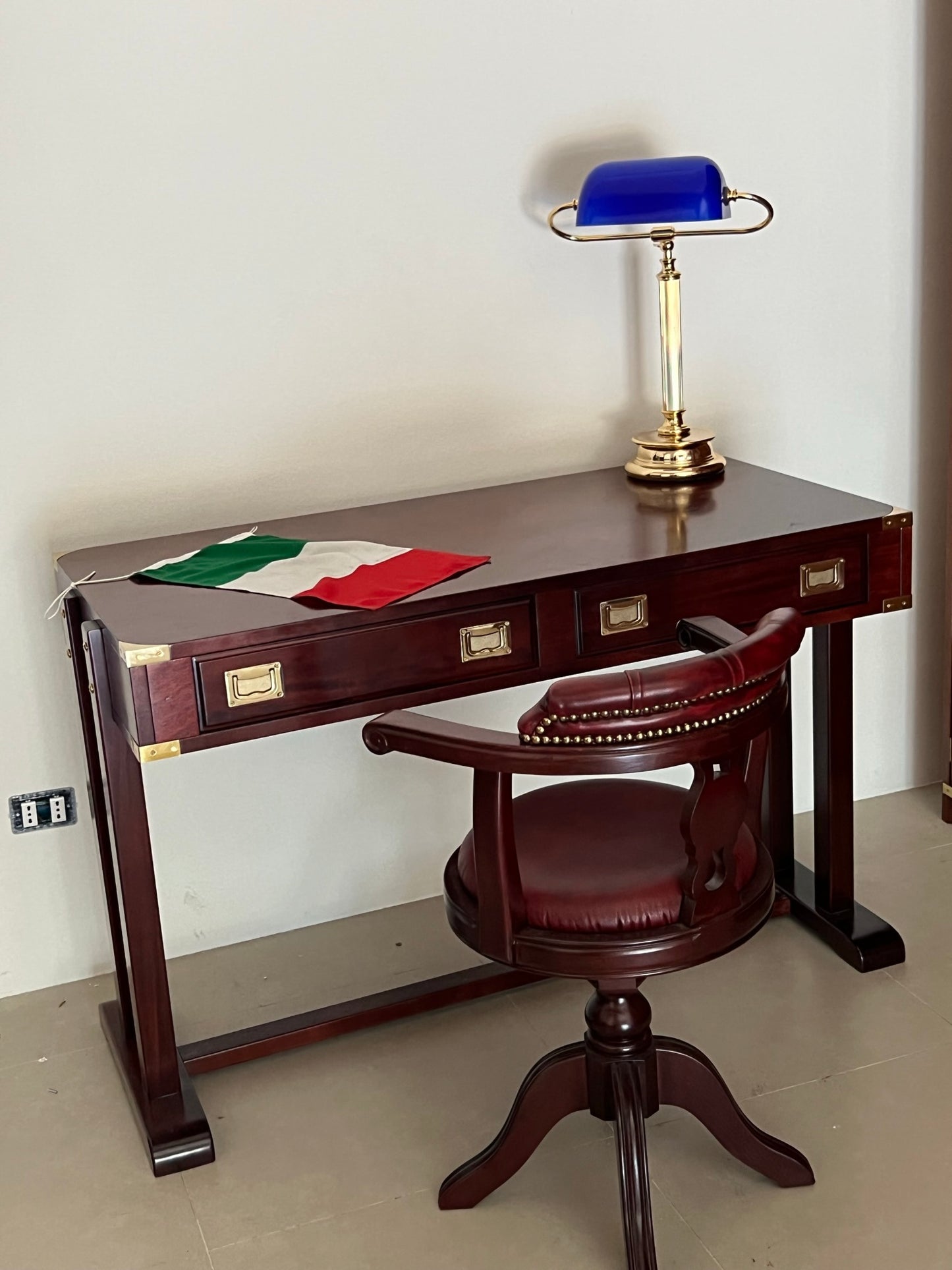 Lampada da Tavolo stile marina modello S. Louis in ottone bagno oro made in Italy