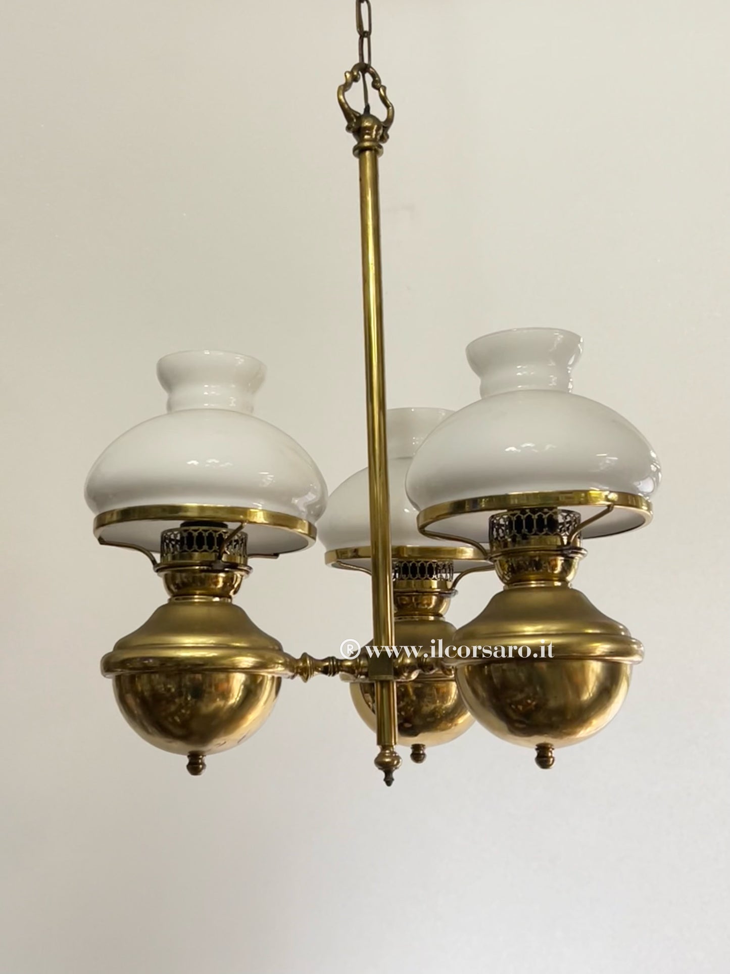 Lampada sospensione modello Nelson a tre punti luce