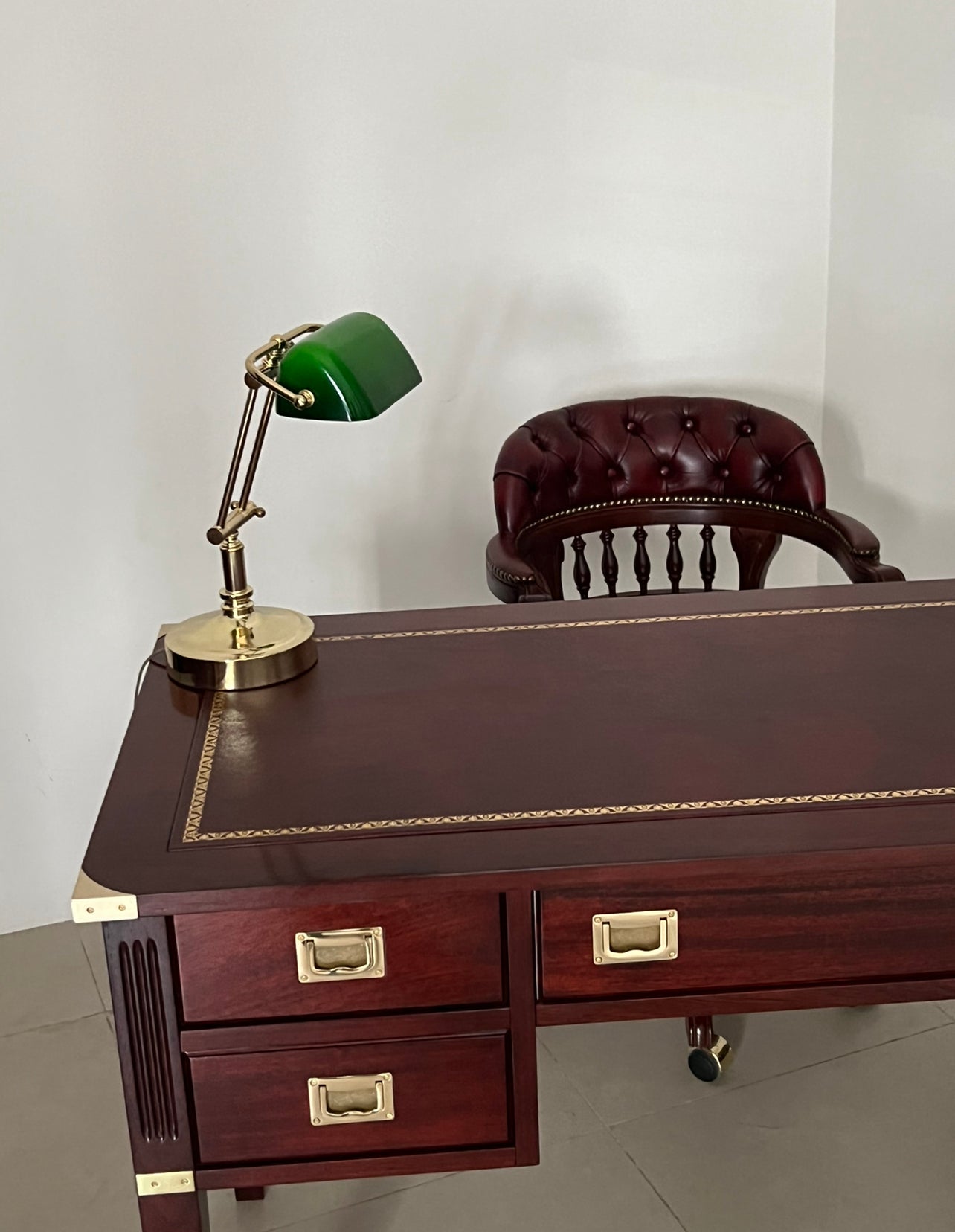 Lampada stile marina da scrivania vetro tegola verde