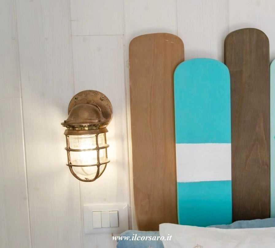 Lampada da parete originale di bordo primi del 900 da transatlantico Italiano