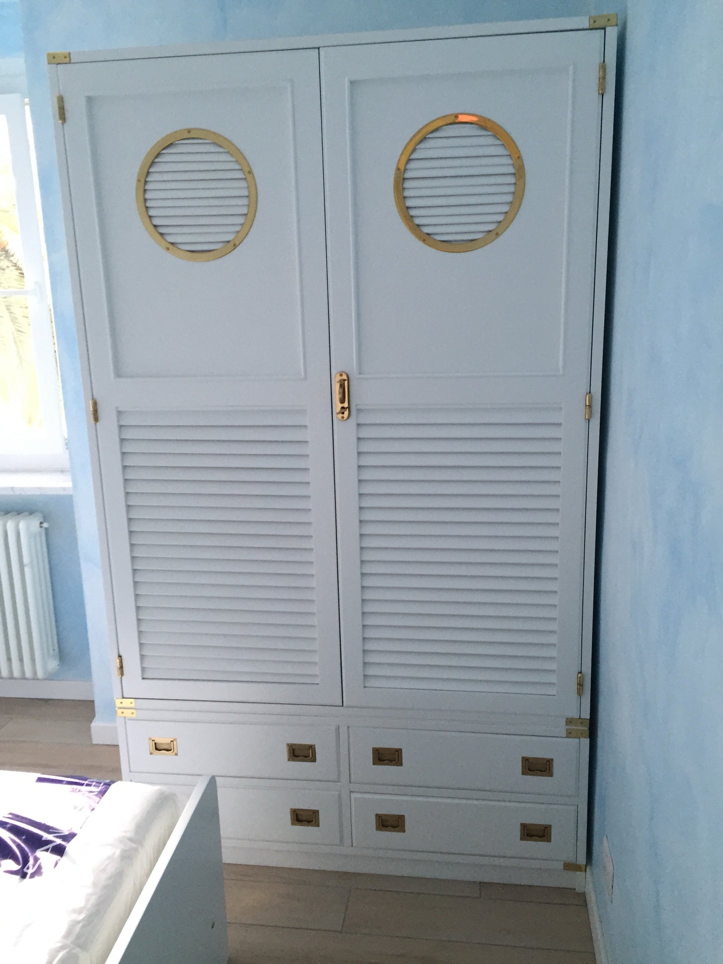 Armadio Stile Marina Il Corsaro della Linea New Port  in legno di mogano artigianale